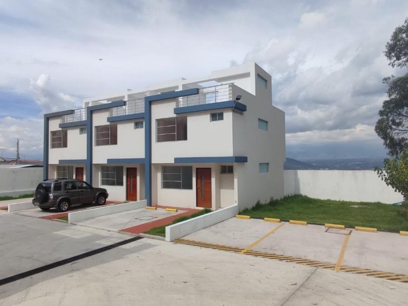 Casa en Venta en Valle de los Chillos Armenia, puente 3, Pichincha