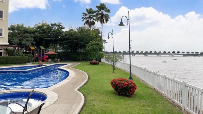 Departamento en Arriendo en  Samborondón, Guayas