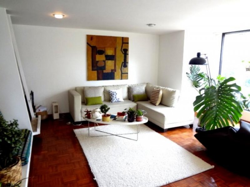 Foto Casa en Arriendo en Quito, Pichincha - U$D 2.200 - CAA11916 - BienesOnLine