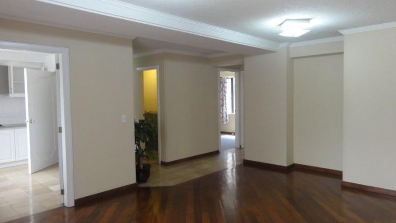 Departamento en Arriendo en El Batan Alto Quito, Pichincha