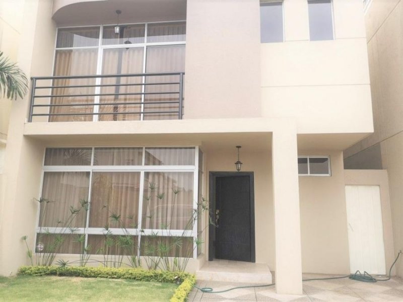 Foto Casa en Arriendo por temporada en Samborondón, Guayas - U$D 800 - CAT34794 - BienesOnLine