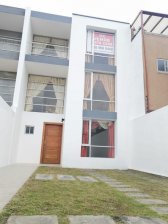 Casa en Venta en Pomasqui Pusuqui - Urbanización San Gregorio, Pichincha