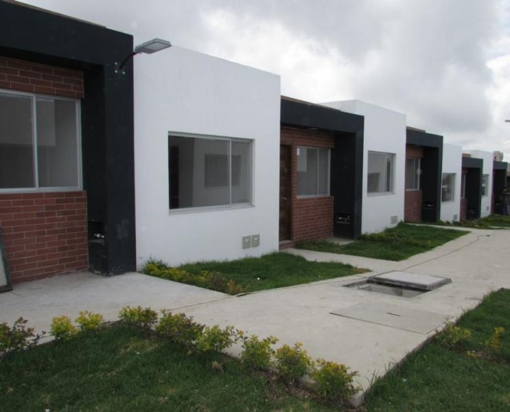 Foto Casa en Venta en Calderón, Quito, Pichincha - U$D 45.000 - CAV31240 - BienesOnLine