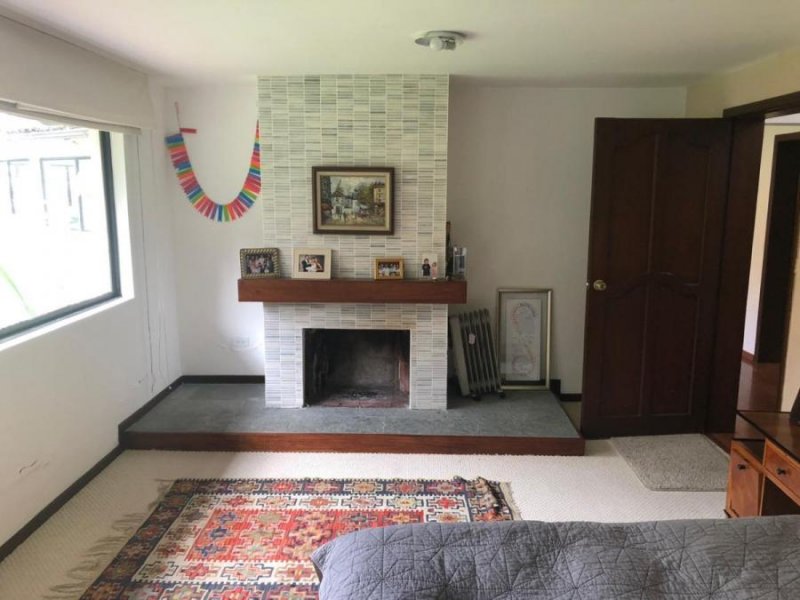 Foto Casa en Venta en Quito, Pichincha - U$D 458.990 - CAV30872 - BienesOnLine