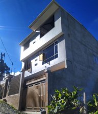 Casa en Venta en Sucre Loja, Loja