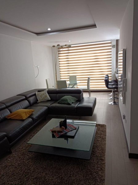 Departamento en Arriendo en Bosmediano, Bellavista Quito, Pichincha