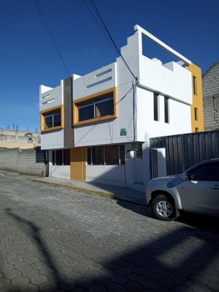 Departamento en Arriendo en Guamaní Quito, Pichincha