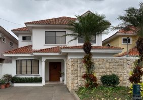 Casa en Venta en La puntilla Samborondón, Guayas