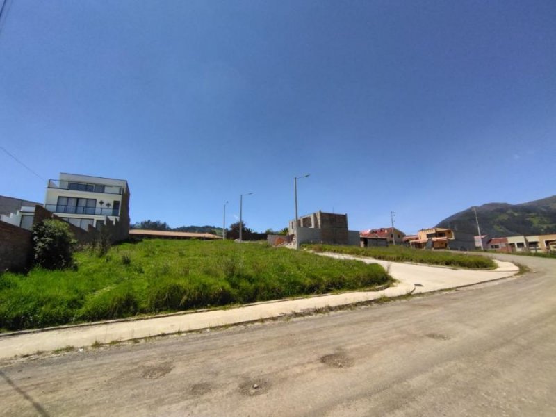 Terreno en Venta en Baños Cuenca, Azuay