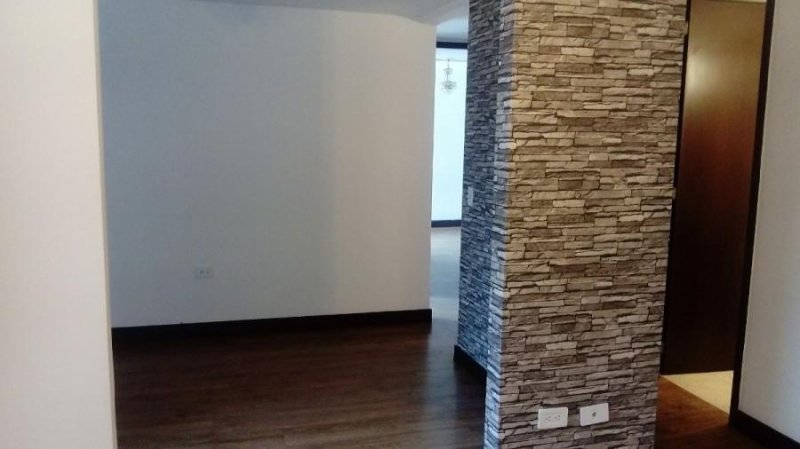 Departamento en Arriendo en  Quito, Pichincha