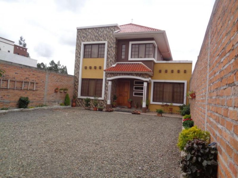 Casa en Venta en Baños Cuenca, Azuay