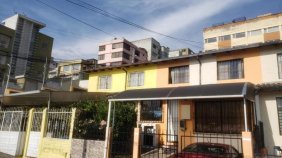 Casa en Venta en COTOCOLLAO PONCEANO, Pichincha