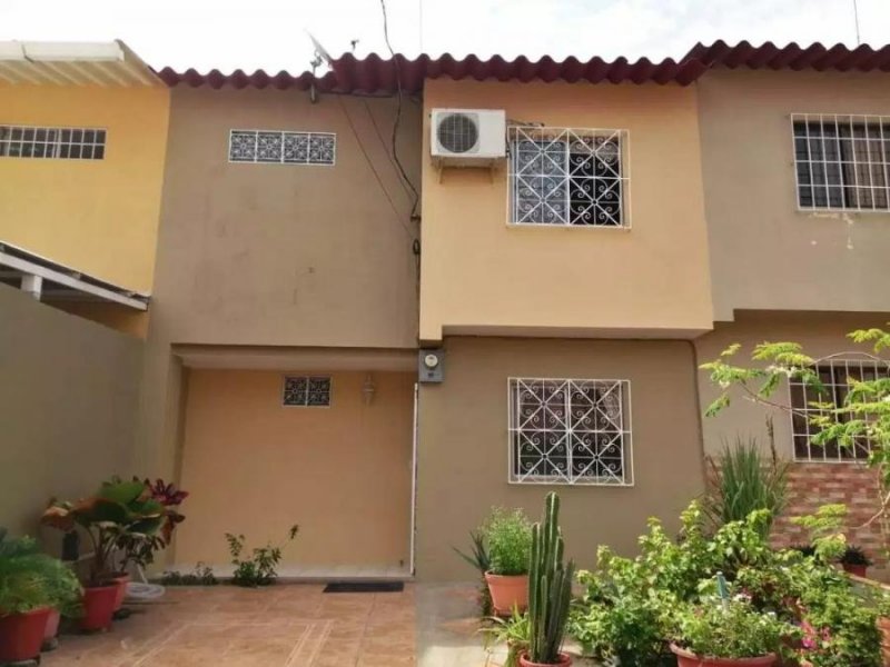 Casa en Venta en Tarqui Guayaquil, Guayas